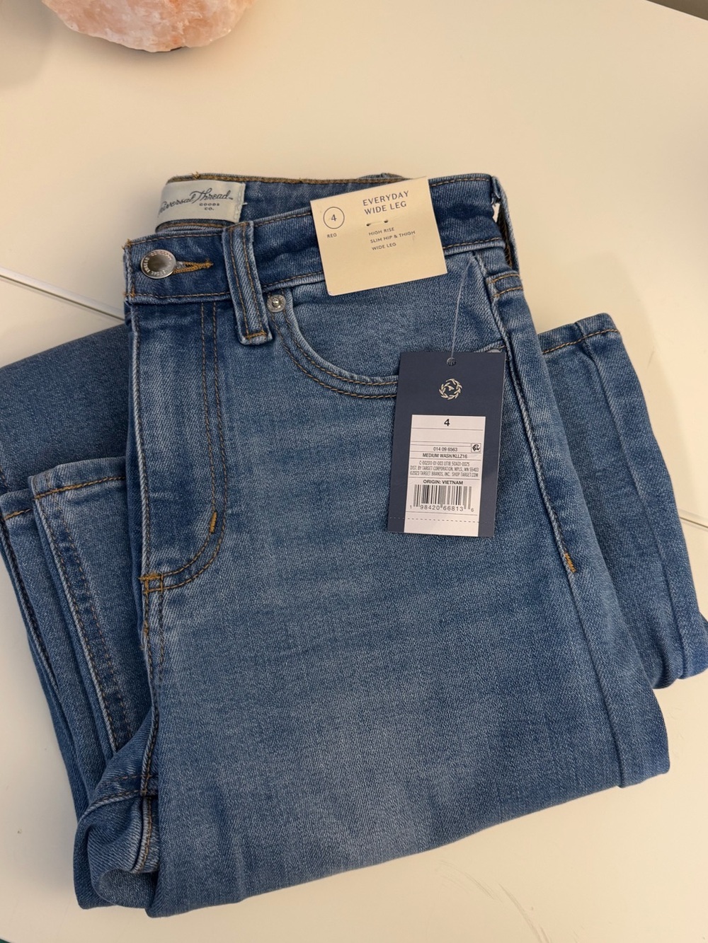 Women's High-Rise Wide Leg Jeans - Universal
Thread™ Medium Wash 4 - Picture 4 of 5
